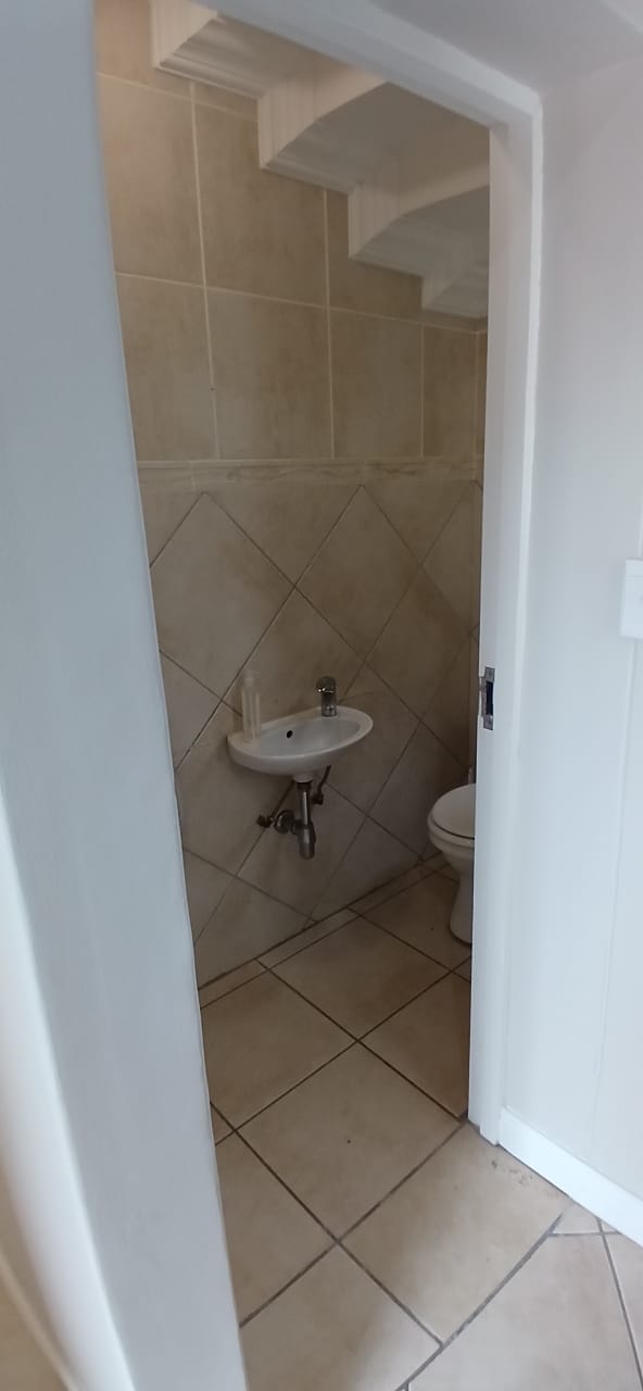 3 Bedroom Property for Sale in Wavecrest Eastern Cape